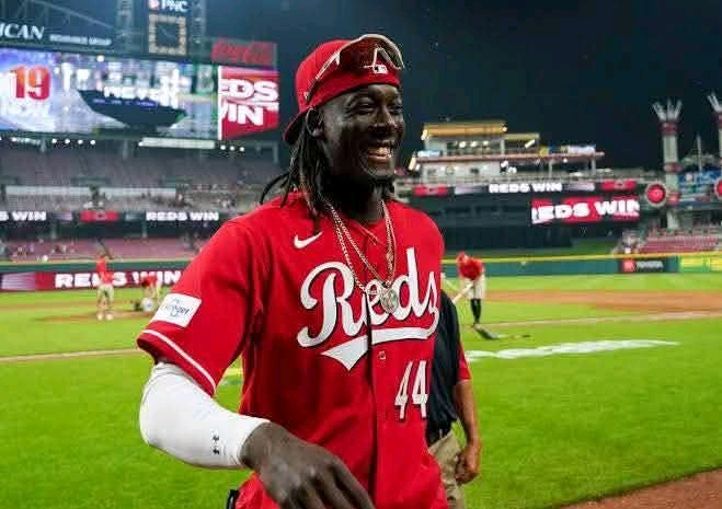 🌟 Baseball’s Most Underrated Flex? The Cincinnati Reds Are the Only Team Not Swept This Season — A Rare Feat Backed by Elly De La Cruz’s Electrifying Rise 🔥⚾💫